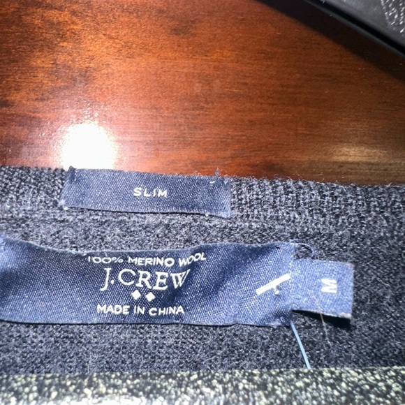 J. Crew Marino Wool Women's V Neck Blue Sweater Size L - Picture 2 of 4